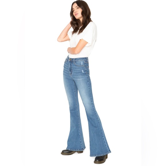 NWT Sandrine Rose Super Flare Jeans 24 - Picture 2 of 4